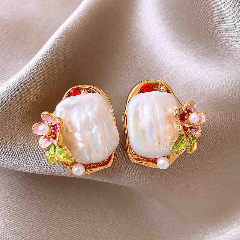 Monet garden oil painting style flower pearl earrings light luxury stud earrings French sweet small fresh earrings women