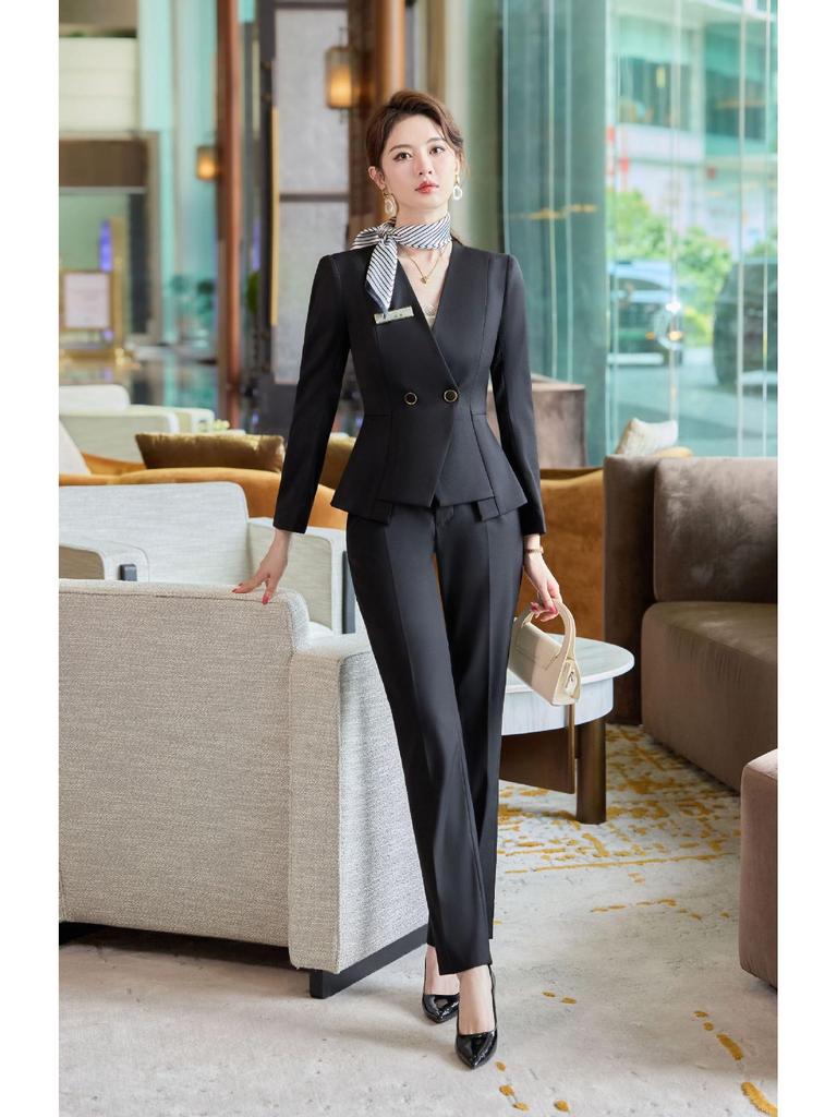 2025 Women's Professional Suit: Autumn Style Workwear for Hotel, Salon, and Jewelry Store Managers