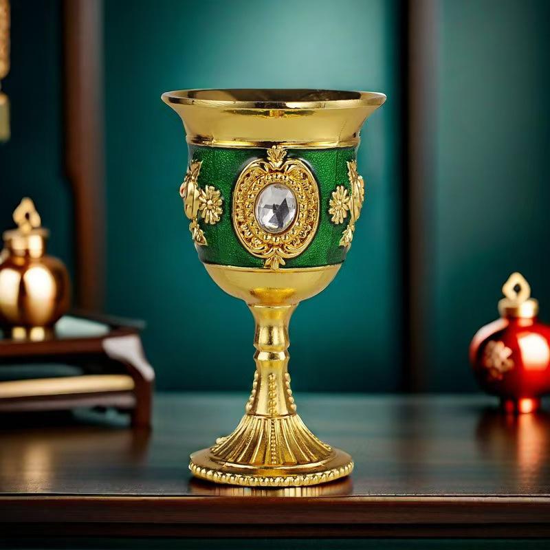Zinklegierung ist ein hohes Weinglas, eine halbe Tael Baijiu-Tasse, Haushaltsornamente, hochwertiges doppeltes Biss-Weinglas