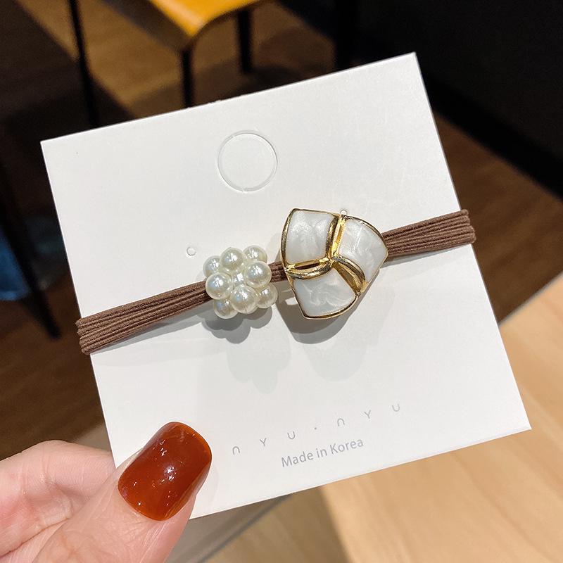2024 New Pearl Hair Band - Simplistic, Elegant, Japanese-Inspired Style
