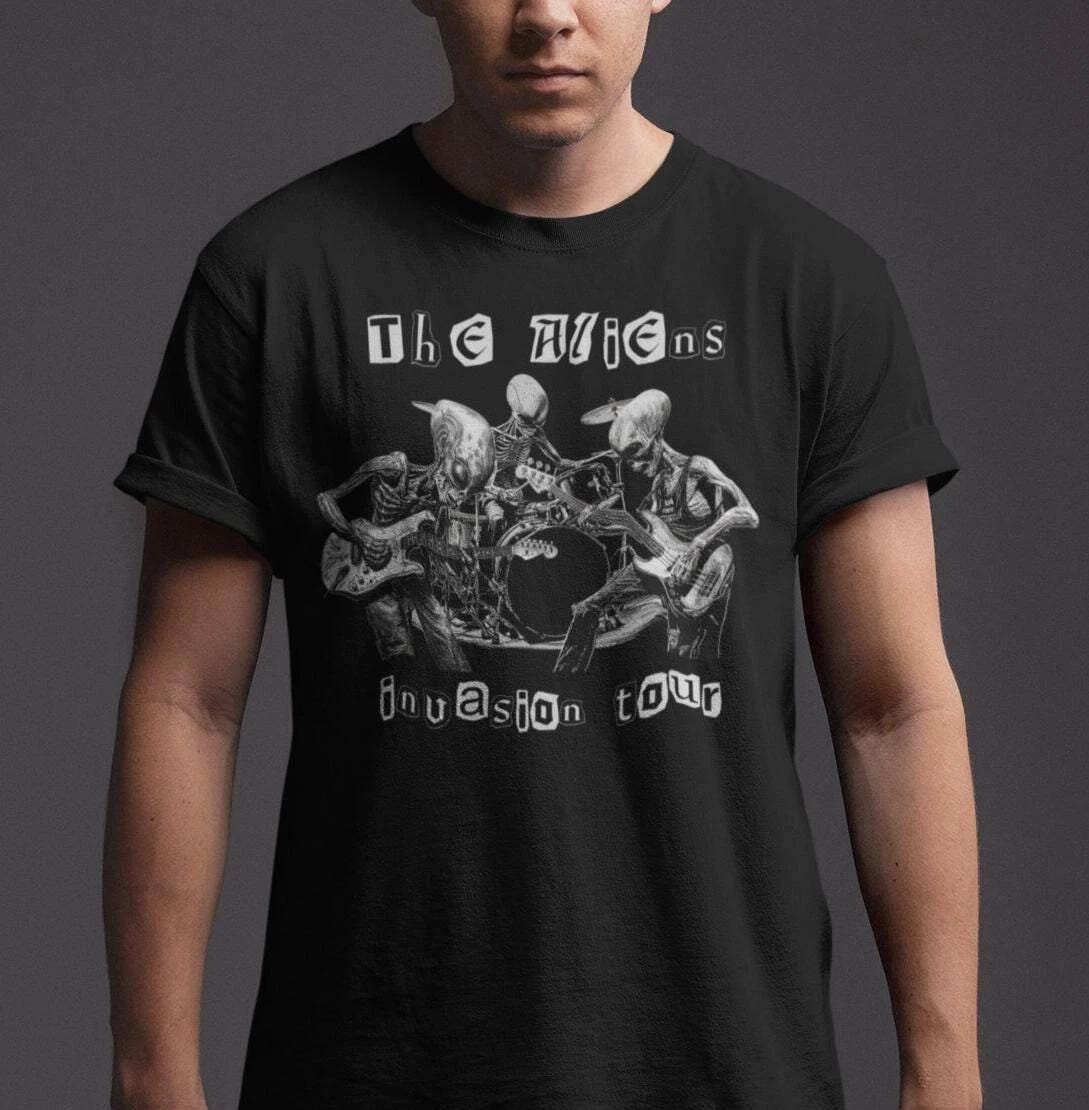 The Aliens Invasion Tour Shirt, UFO S