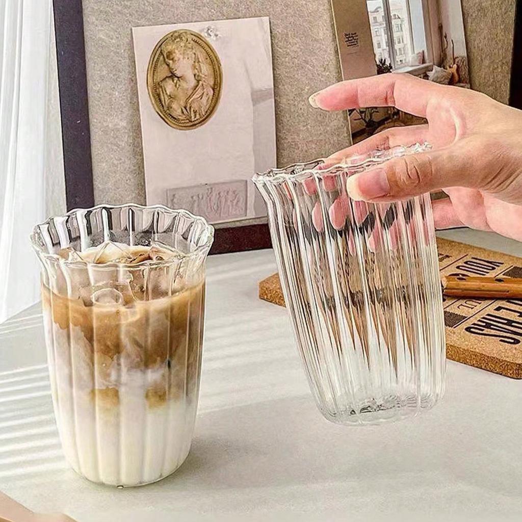 Transparent Glass Striped Cup Easy To Clean Vintage Cocktail Latte Mugs Suitable for Ice Cream Milkshakes