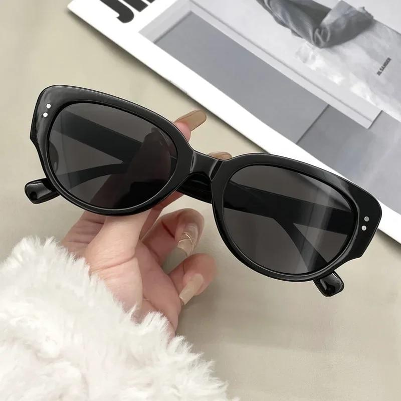 Women Fashion Cat Eye Sunglasses Retro Sun Glasses UV400 Protective Eyewear Trendy Outdoor Travel Eyeglasses Oculos De Sol