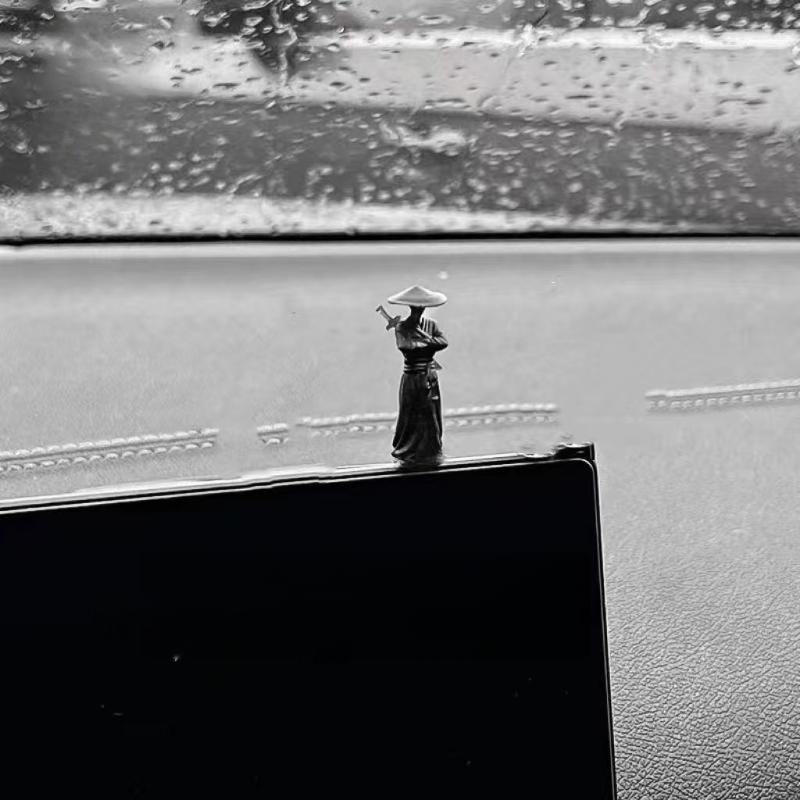New 6Pcs/set Exquisite Ancient Car Statue Ornament Mini Chinese Swordsman Figure Cartoon Swordsman Miniatures Interior Decor