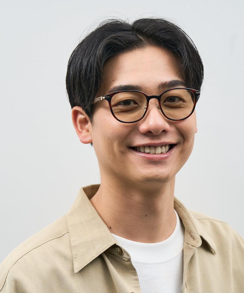 Zoff Sunglasses Colored Rubber Nose Stylish UV Unisex for Men and Women SUNCUTGlasses/UV100%CUT Boston-Style Lenses, Leather-Look Temples, Pads,