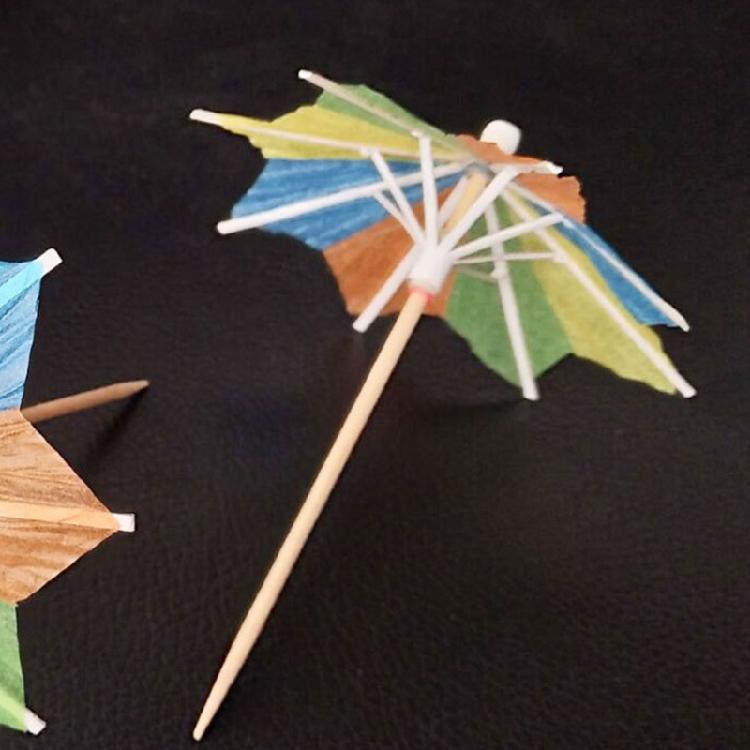 Creative Cocktail Umbrella Picks for Eye-Catching Drink Presentation