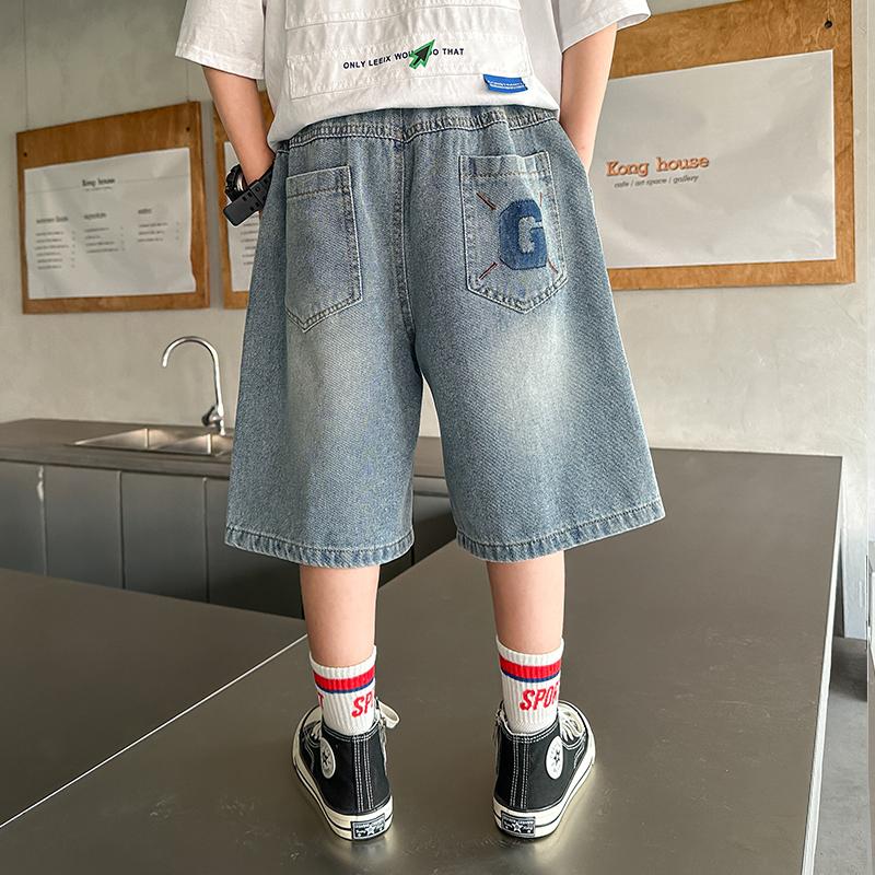 Dětské Chlapecké Korejský Styl Volný Střih Džínové Šortky s Písmeny pro Dospívající Dítě Ležérní Rovné Džínové Capris Kalhoty ke Kotníkům Věk 5-14 let