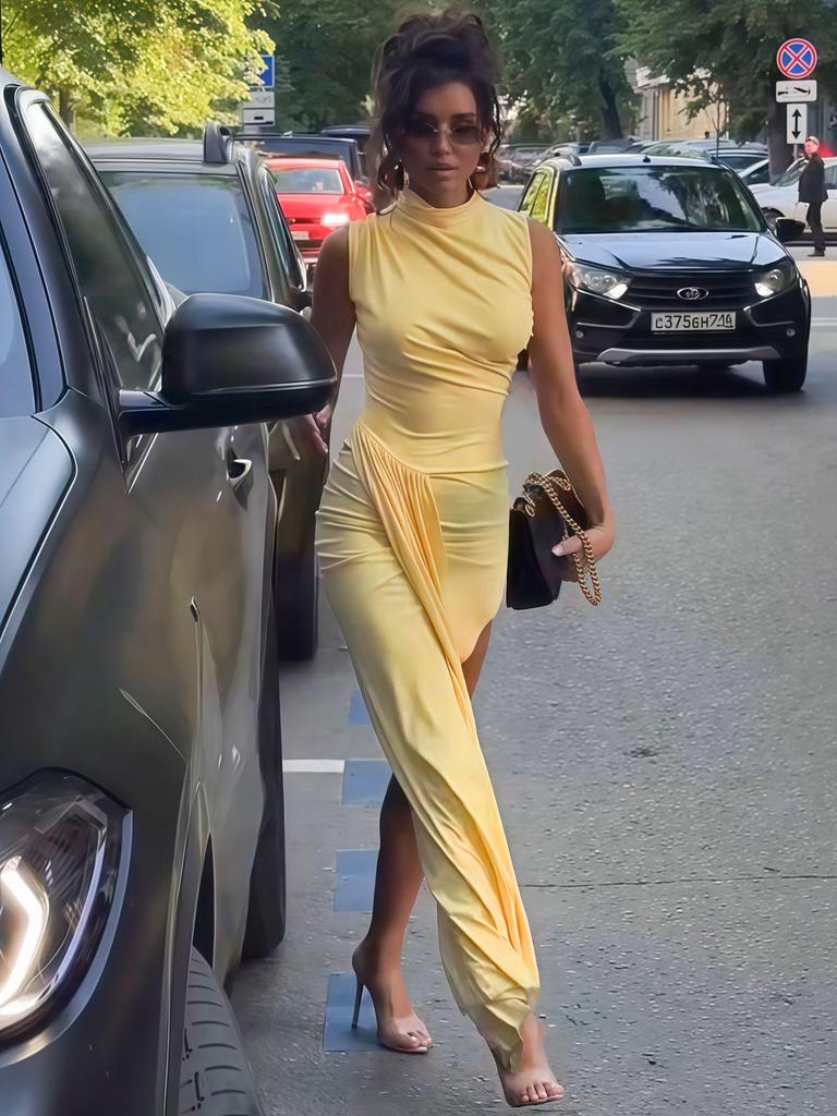 2025 Summer European & American Style Women's Ruched Ribbon Slit Dress - Slim Fit, Elegant Fashion