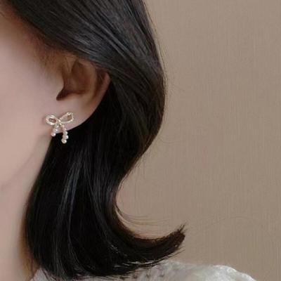 Bead Ribbon Crystal Pearl Earrings