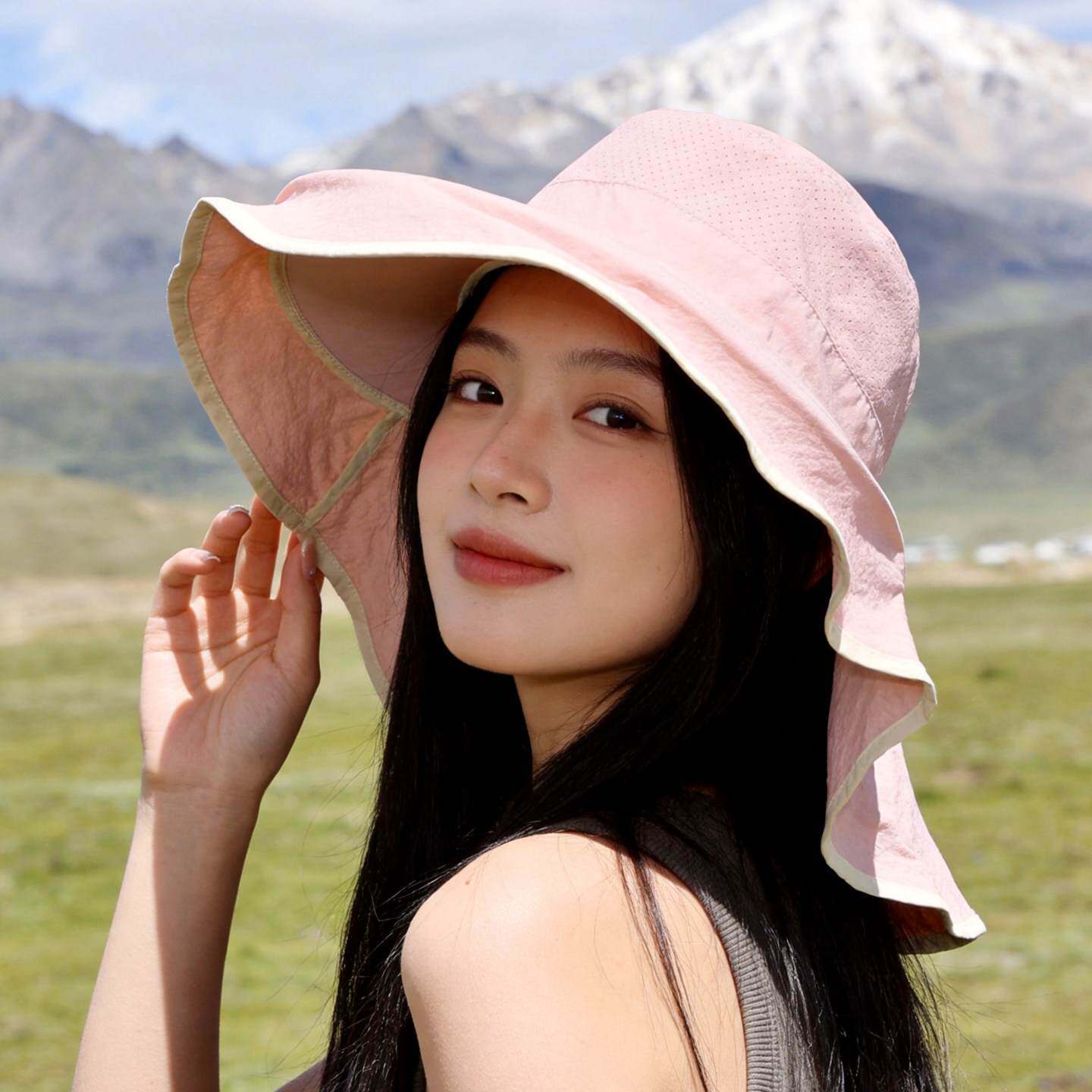 

Sun Protection Women Outdoor Fisherman s Hat Wide Brim Integrated Shawl, Neck Protection, Breathable, Foldable Versatile One Size