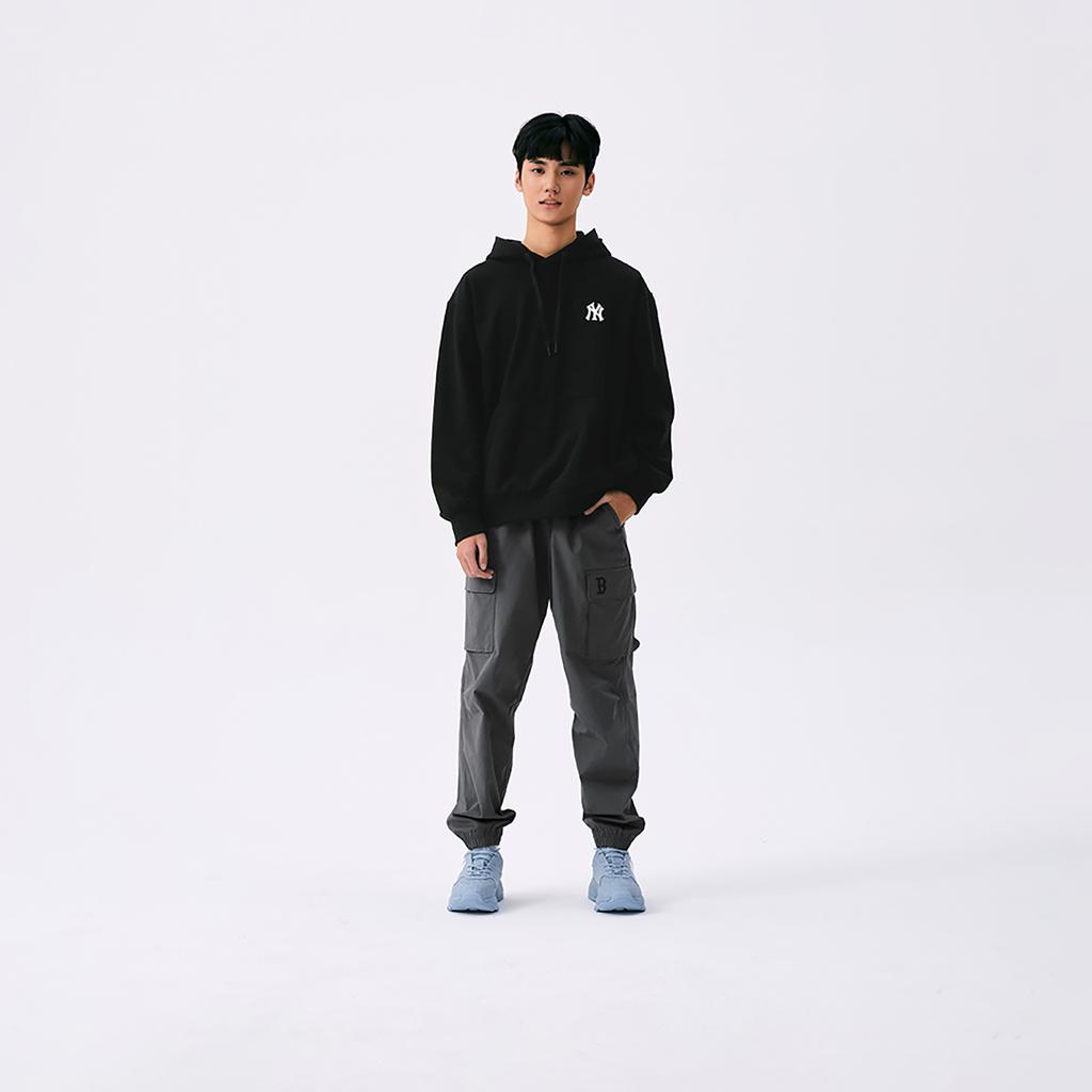 New MLB MONOGRAM Collection New York Yankees SS25 Sweatshirt Unisex Black 3AHDM0251-50BKS