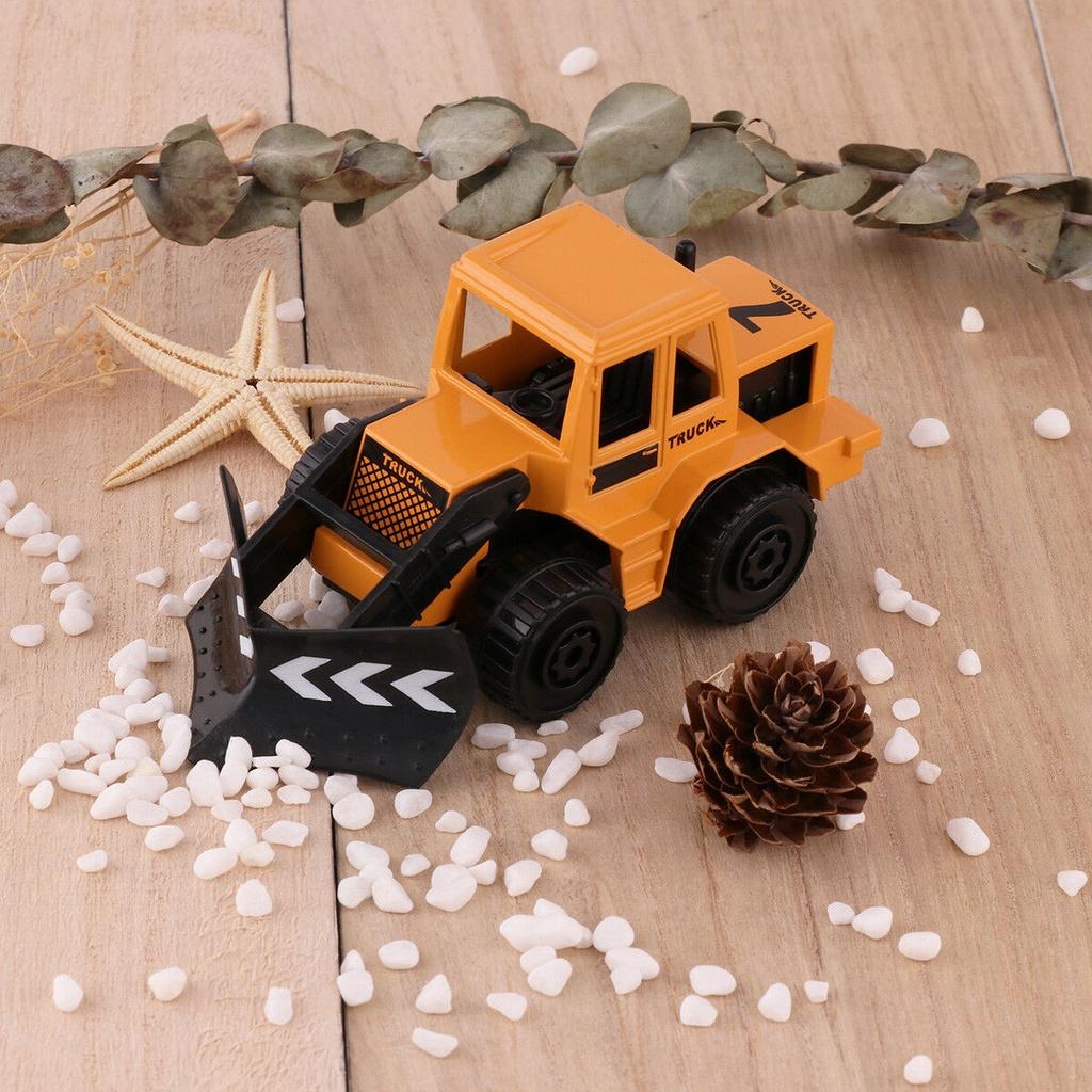 Classic 164 Scale Construction Vehicle Model With Premium Alloy And Plastic Materials