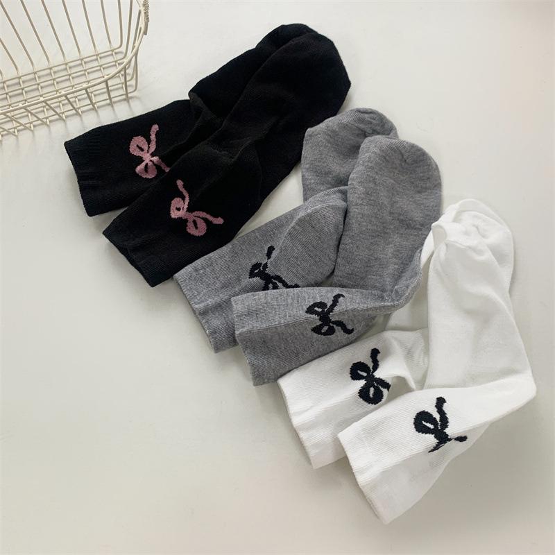 Sweet Bow Socks Female Japanese Solid Color Black And White Gray Bow Gentle Girls Versatile Cute Ballet Tube