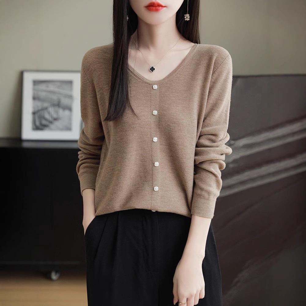 Women's 100% Fine Wool V-neck Loose Cardigan - Single-Breasted Solid Color, Casual Fashion