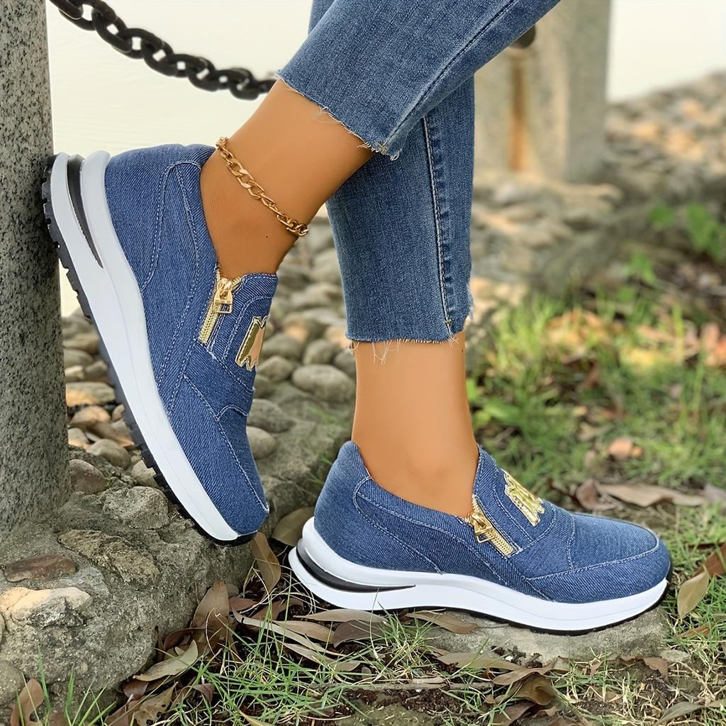 The New Large-sized Sporty Casual Single-shoe, Flat-bottomed Side Zipper Solid Color Casual Sports Shoes for The Autumn of 2025
