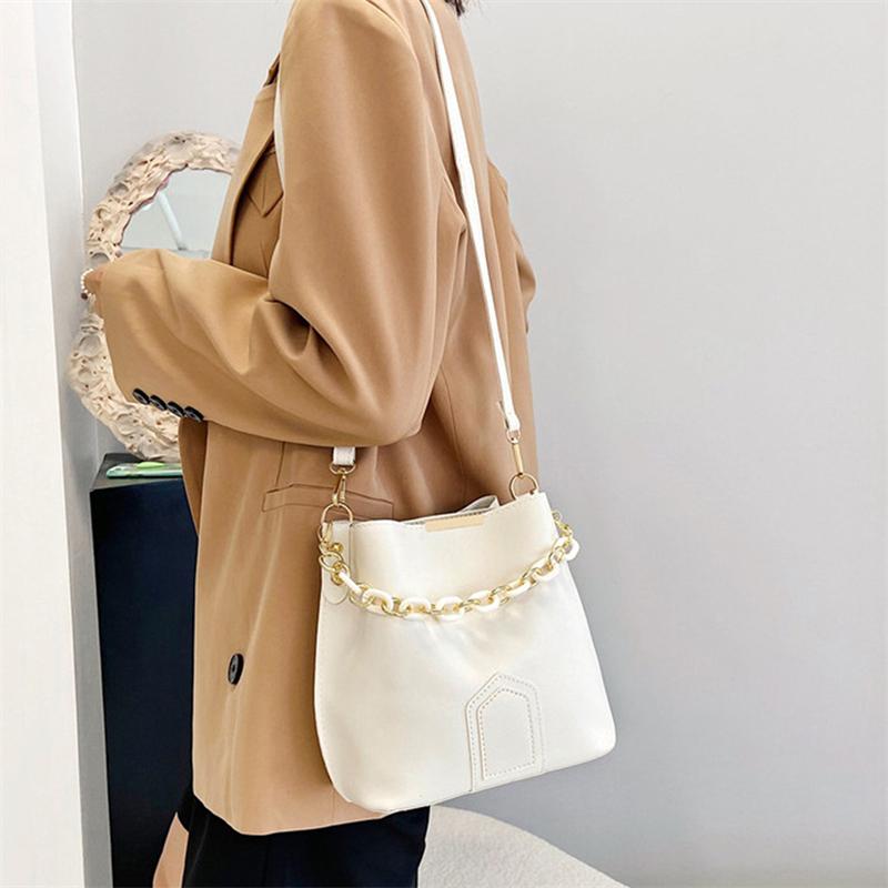Chain Women Leather Shoulder Bag Casual Women Handbags Crossbody Bag Bucket Bags for Women Designer Messenger Bags