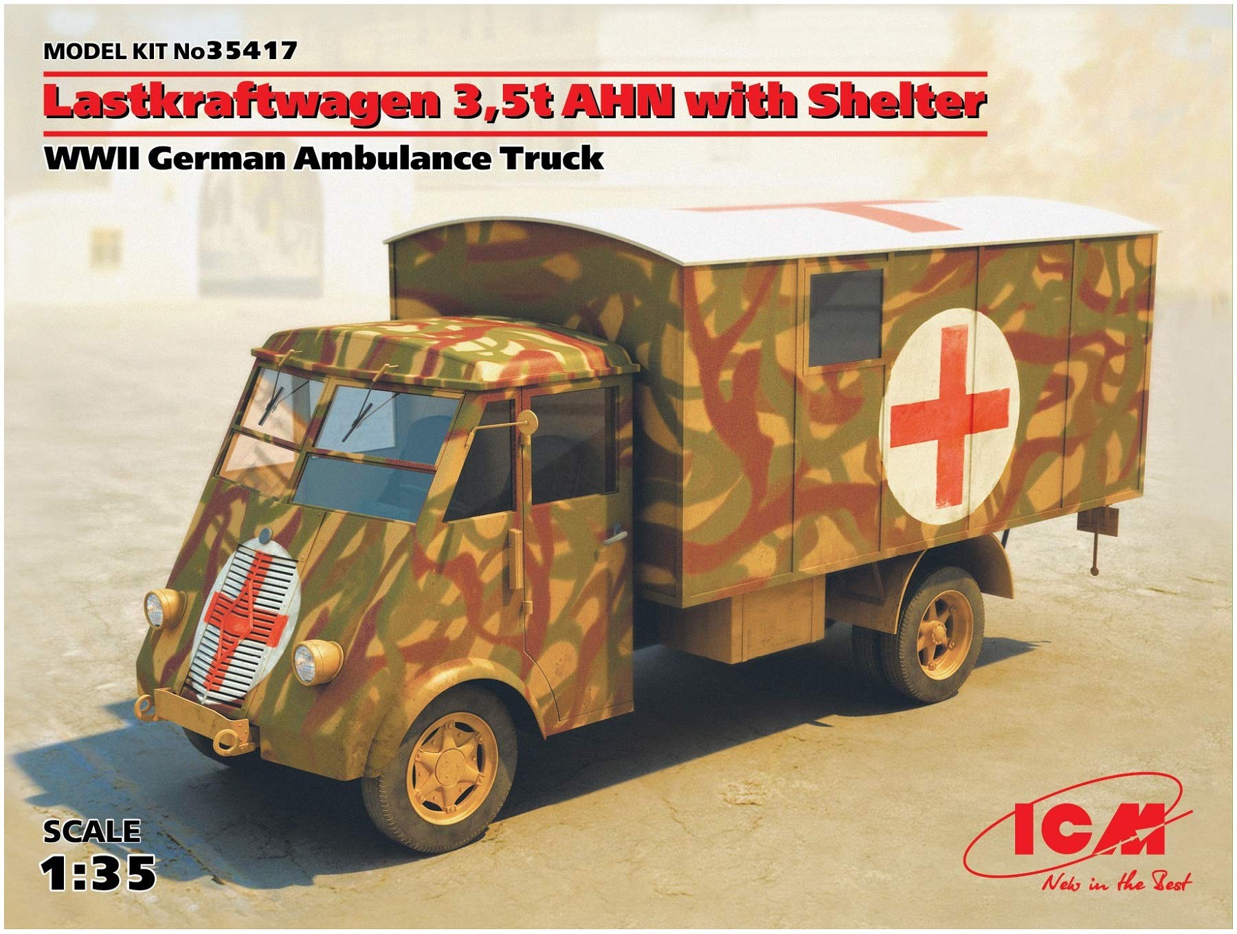 

Пластиковая модель немецкой полевой машины скорой помощи ICM Renault AHN 1/35 3,5т