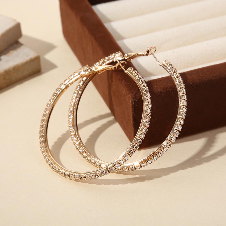 Korean Cold Style Luxury Diamond C-Shaped Earrings – Trendy and Elegant Design