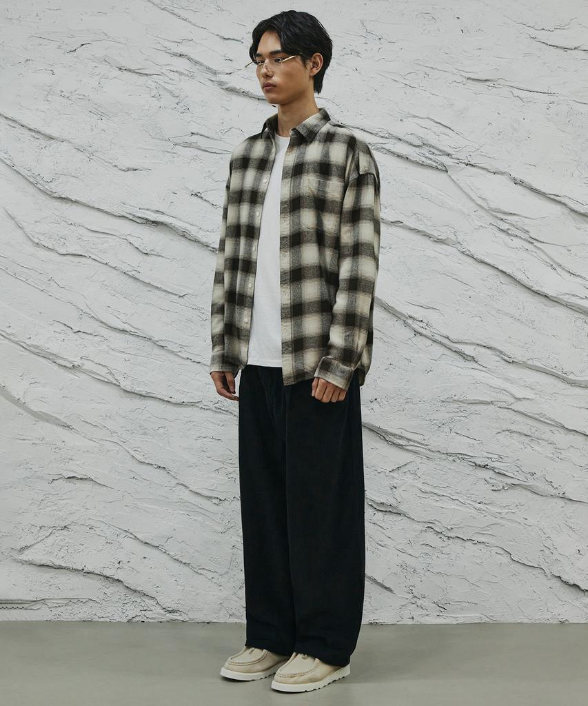 SIGNATURE Single-Pleat Corduroy Wide Pants [Black]