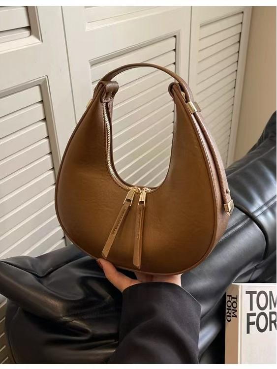 Versatile Small Retro Underarm Handbag - High-Value Dumpling Bag for Women