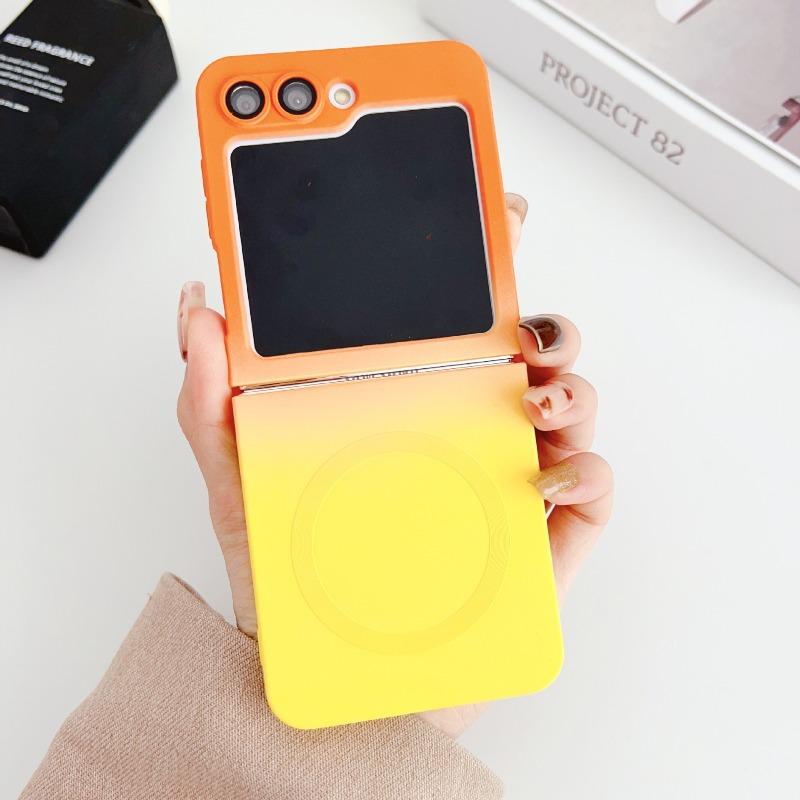 

Applicable to Samsung ZFlip7 gradual change liquid silicone magnetic suction ZFlip6 folding screen lens film mobile phone case ZFlip5 Z Flip 7