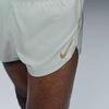 Nike Pantaloncini Sportivi Elasticizzati con Logo Uomo Pantaloncini Argento Chiaro HQ4197-034