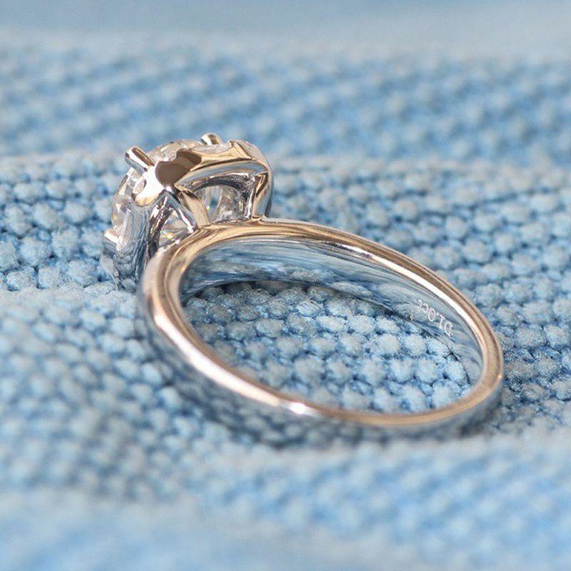 Elegant Silver Plated Wedding Ring For Women With Square Simulated Zircon