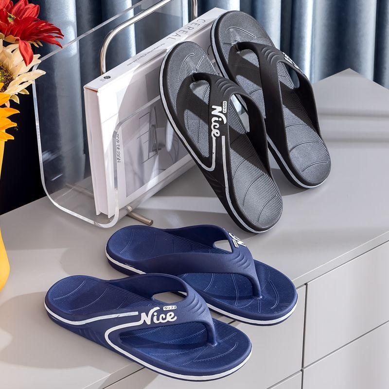 New 2025 Trendy Mens Beach Flip Flops Non-Slip Soft Sole Casual Sandals Outdoor Slippers