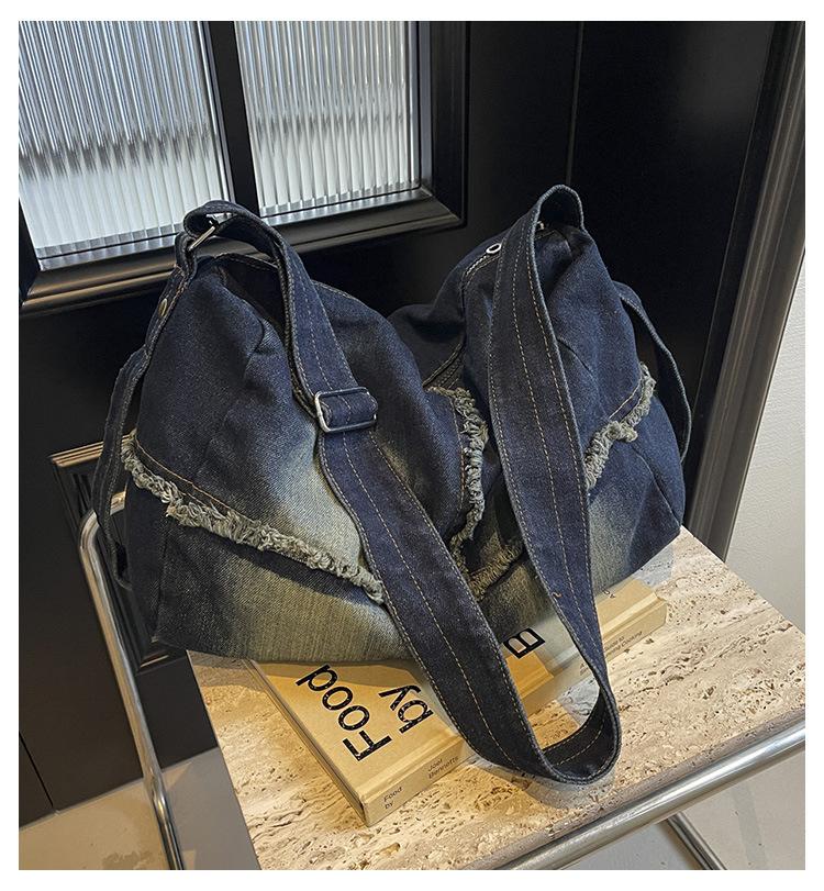 Autumn New Denim Tote Bag Women's Fashion Large-capacity Commuter Messenger Bag Casual College Shoulder Bag