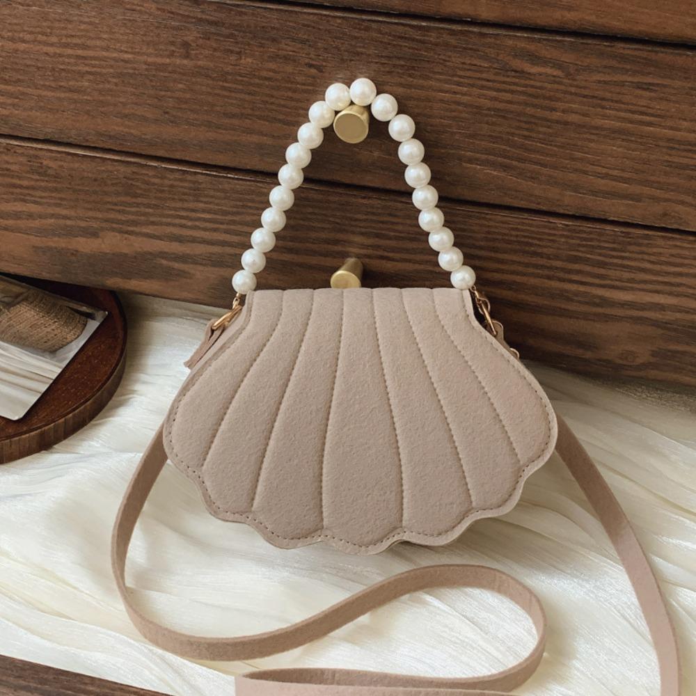 Chic Design Pearl Handheld Women's Bag Shell Shaped Solid Color Single-shoulder Bag Felt Shell Bag for Girls Students