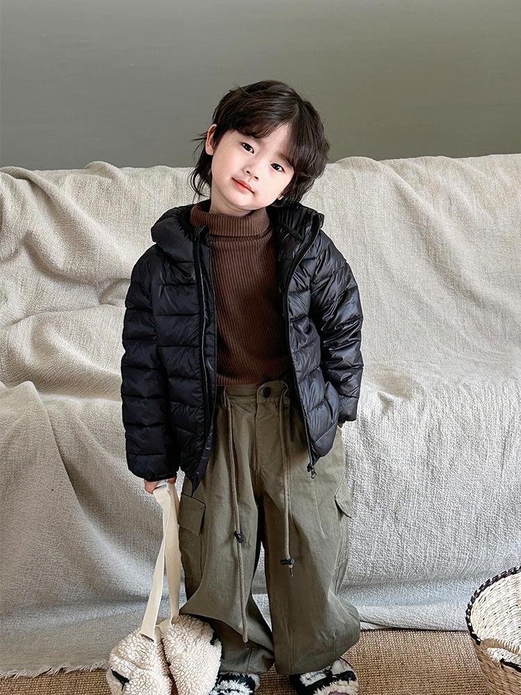 Piumino Leggero per Bambini: Capispalla con Cappuccio a Colore Unito per Bambini Piccoli