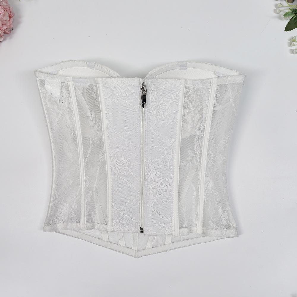 Corsés, ropa de mujer moderna y elegante