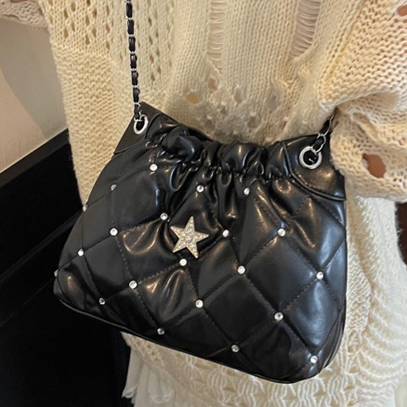 Large-capacity Chain Bag Summer Fashion and Retro Bucket Bag Casual and Stylish Crossbody Bag