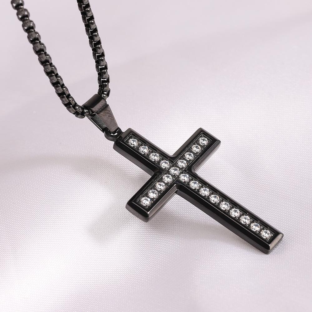 European & American Style 26MM Rhinestone Cross Necklace: Simple Versatile Stainless Steel Pendant for Women