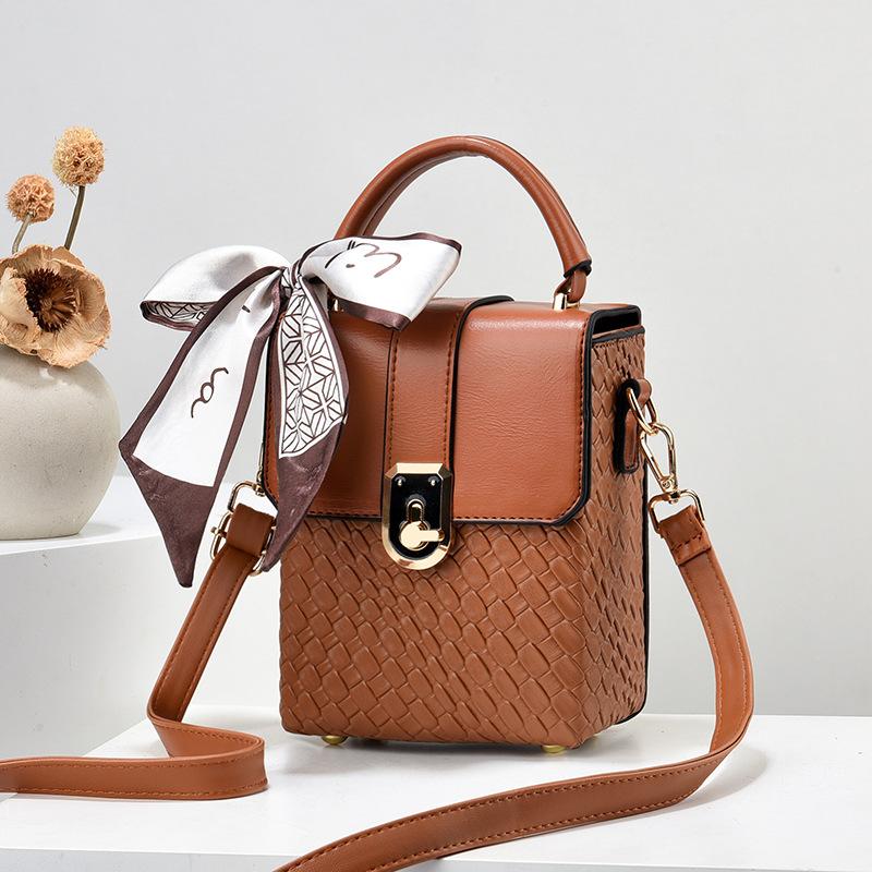 Bag Women's Bag 2025 New Popular Bag Fashion Mobile Phone Bag Lightweight Mini Versatile Portable Shoulder Messenger Bag Tide