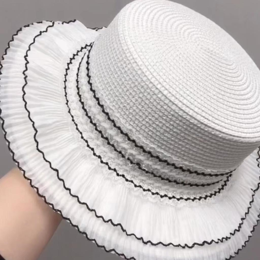 Grass Hat Women's Summer Two-layer Skirt with Flat Top Sun Protection and Sunshade Hat, Artistic and Fashionable Hat