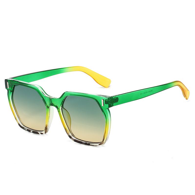 

Ins Popular Stylish Square Sunglasses Female Retro Color Gradient Frame Rivets Sun Eyewear UV Protection 400 Male Sun Eyewear Party Travel Beach as picture