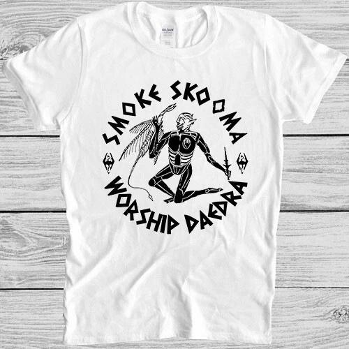 Smoke Skooma Worship Daedra Gamer Heartbeat Video Retro Gift Tee T Shirt M874 L