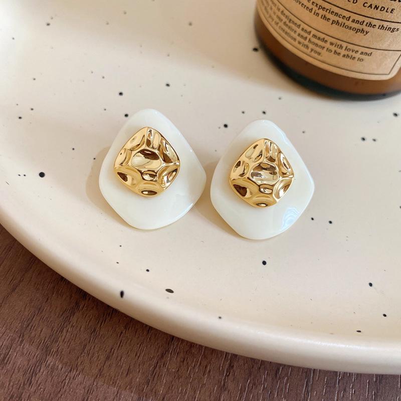 Geometric Leopard Print Heart Flower Stud Earrings - Retro & Versatile Luxury for Women