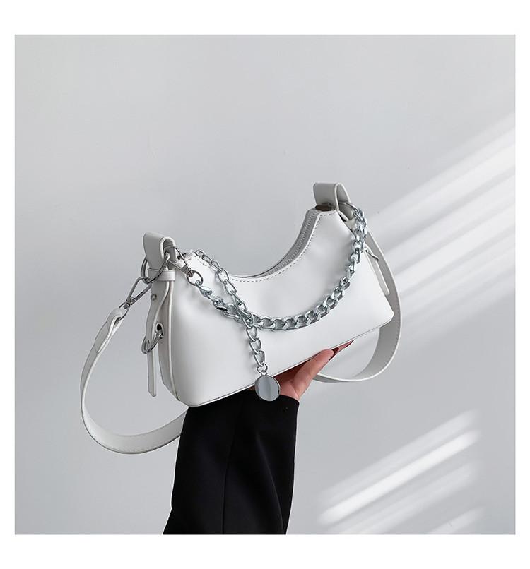 

Trendy Winter Chain Crossbody Bag For Women Elegant Pu Material Versatile Design белый