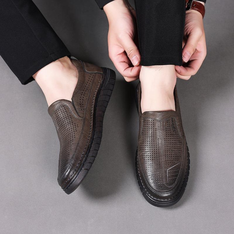 Popular men's shoes new summer sandals 2025 trendy business casual shoes men's soft soles versatile hole shoes leather shoes