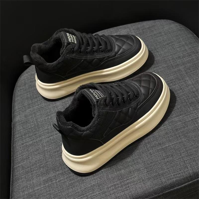 Thick-soled heightened piled thickened board shoes New autumn and winter sports dad shoes