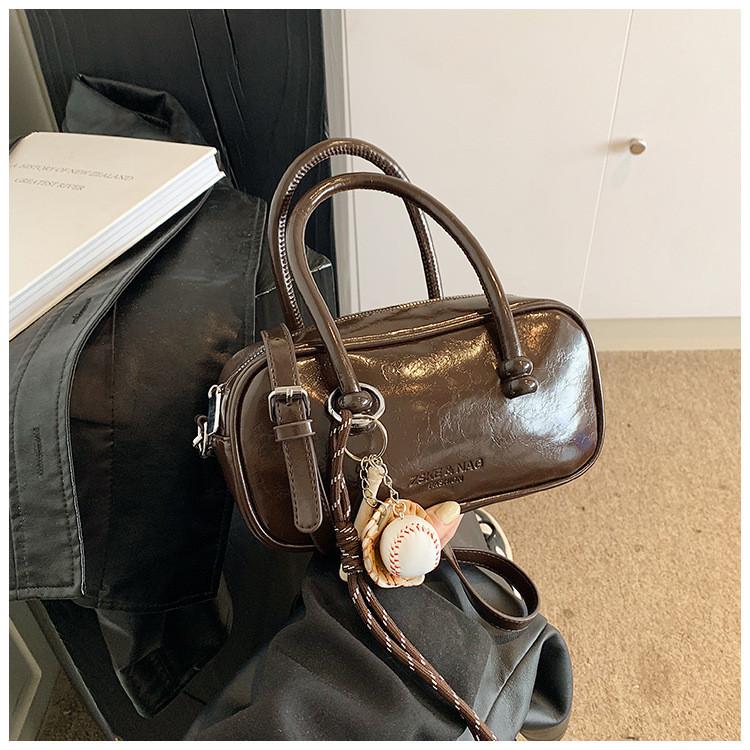 Ielgy Premium Texture Retro Portable Autumn Winter All-Match Pillow Bag Commuter Shoulder Messenger Bag