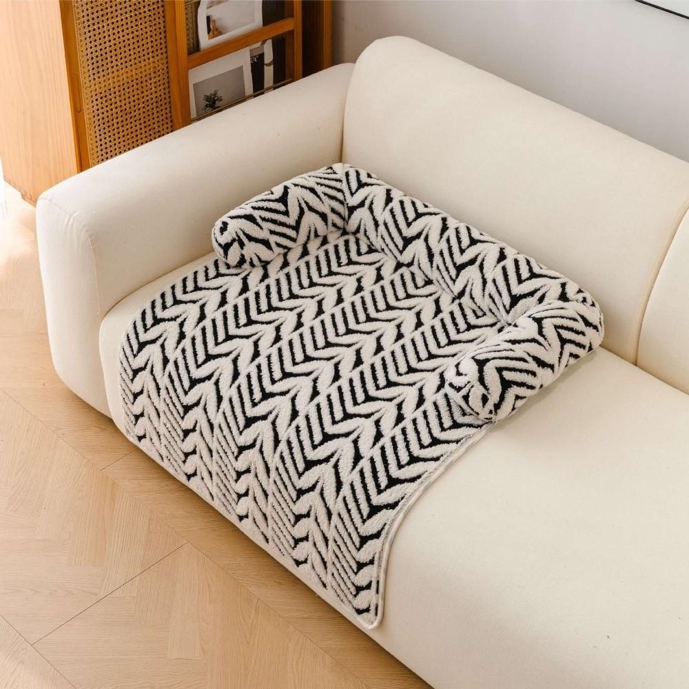 Thick Plush Pet Bed Mat Non-Slip Striped Plush Dog Mat Durable Cat Sleeping Pad Home Indoor Use