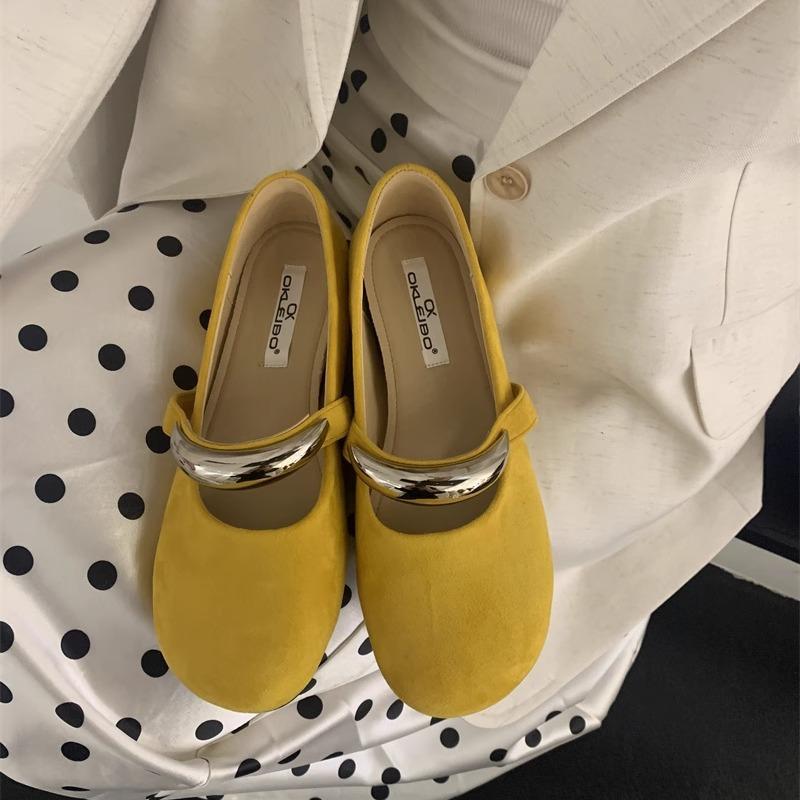 

Французские туфли высокого класса позднего вечера, легкий внутренний бриз, увеличивающий высоту, женские туфли-одиночки 2025 года, новые туфли-одиночки с металлической пряжкой, туфли Мэри Джейн 40 жёлтый