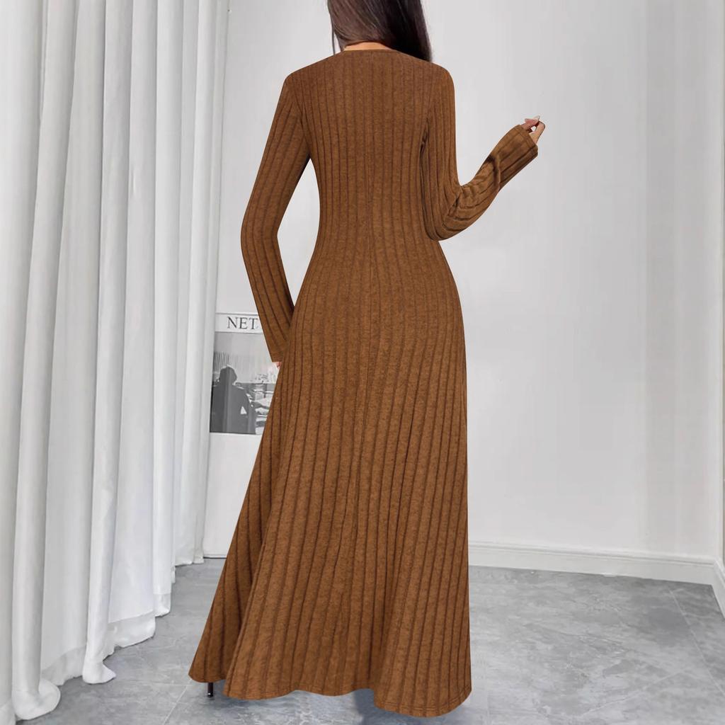 Independent station Europe, America, autumn and winter solid color pit strip dress simple temperament V-neck single-breasted dress long dress women