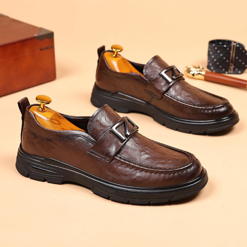 Fashion Sneakers Mens Dress Shoes Retro Male Leather Business Male Baroque Shoes Casual Outdoor Mens Oxford Footwear