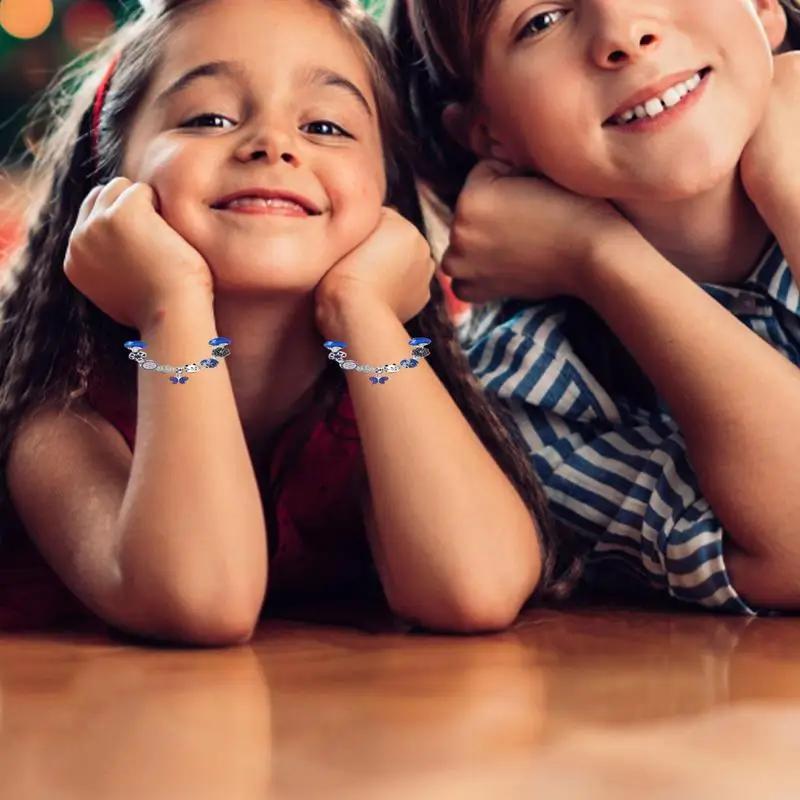 Girls Christmas Countdown Calendar Girls Countdown Calendar For Christmas Christmas Themed Wedding Party Favors For Kids