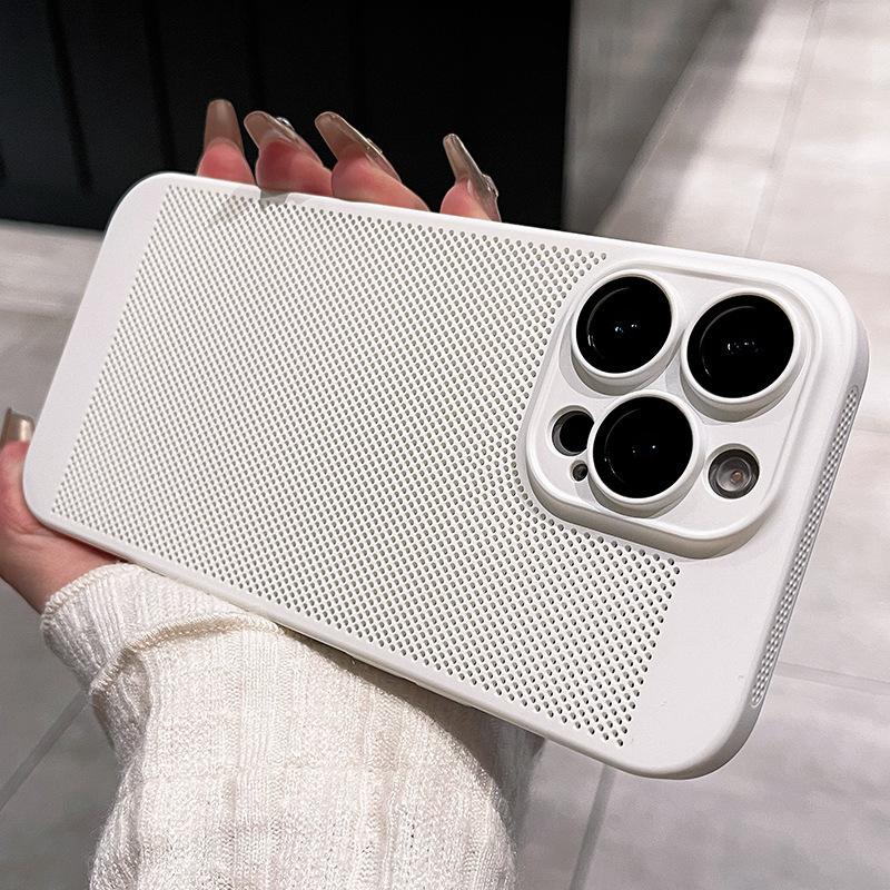 Summer heat dissipation mesh is suitable for iPhone16PROMAX mobile phone case, ultra-thin and breathable Apple 15 lens film, anti-drop.