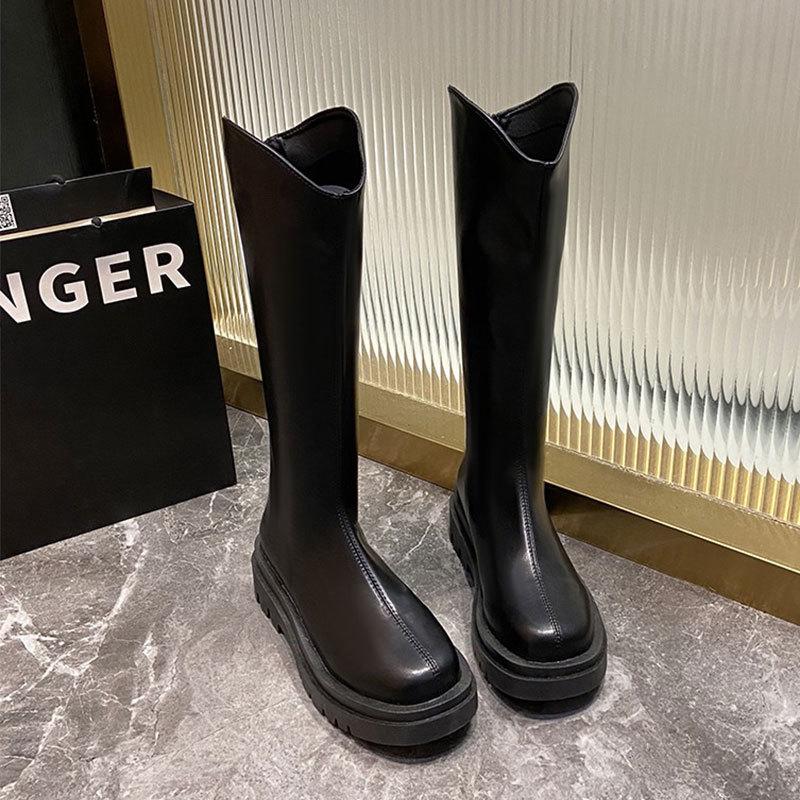 Martin Stiefel Damenstiefel 2025 Herbst und Winter neu Samt mittelhohe Stiefel Ritterstiefel kleine super angesagte Stiefel